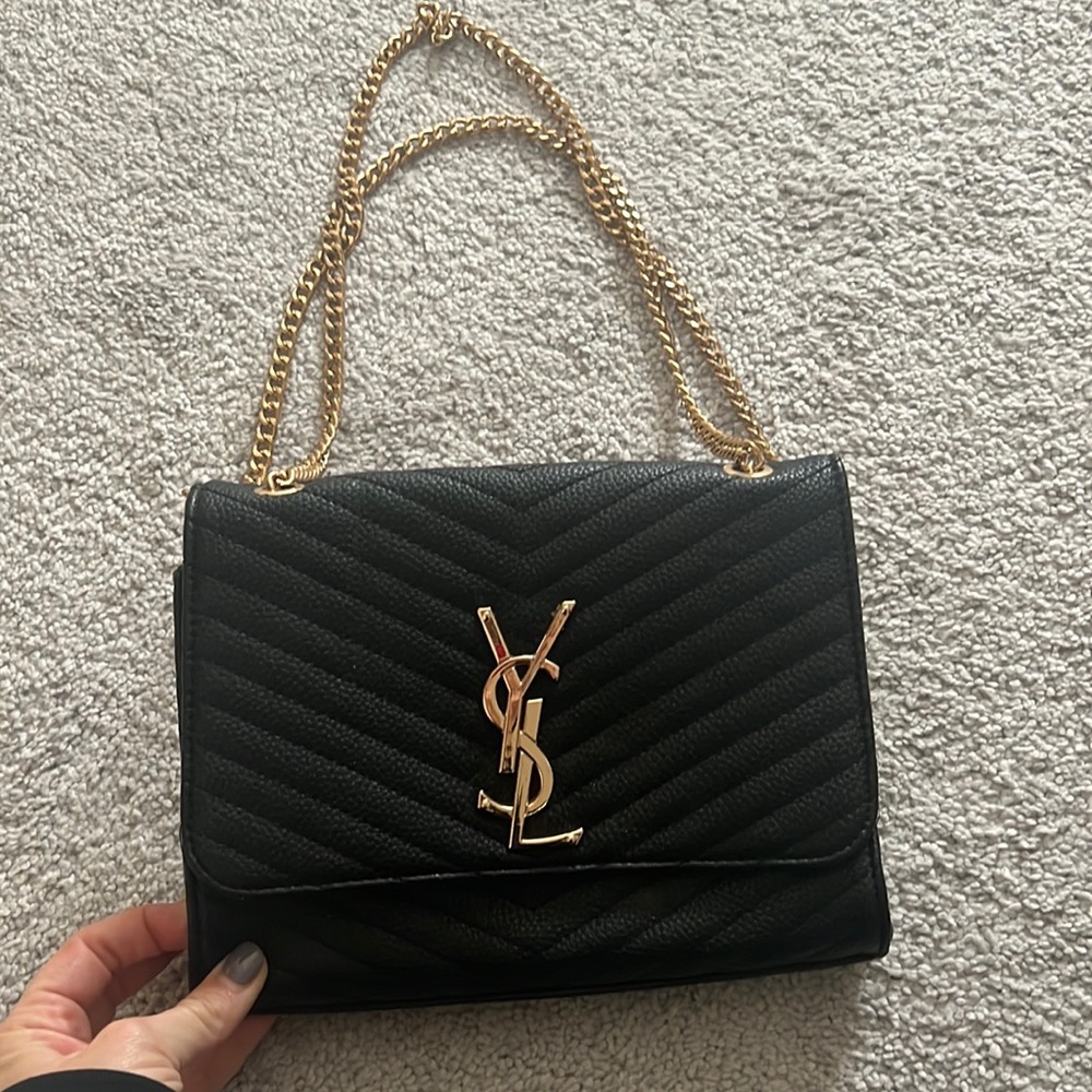 Crossbody bag